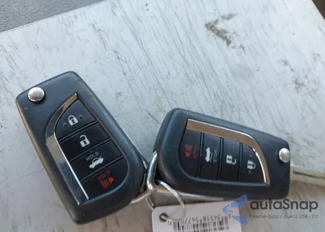 2022 Toyota Camry Se z USA, uszkodzony, nr VIN 4T1G11AK0NU017605